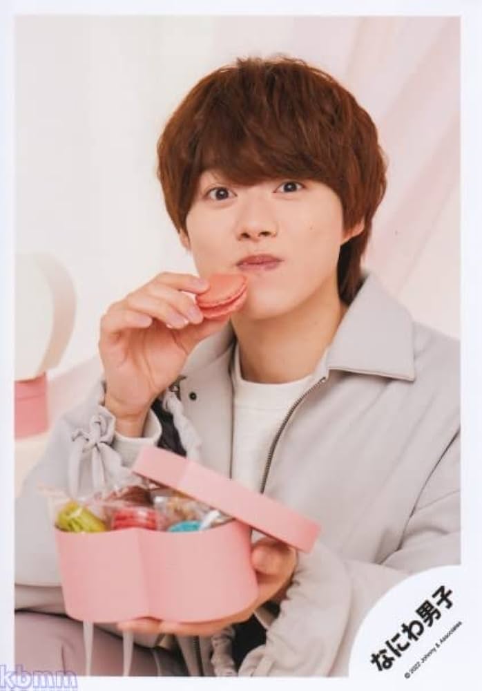 Amazon.co.jp: なにわ男子 公式 生 写真（大橋和也）J00981